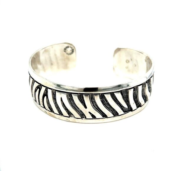 Jewelry - Sterling Silver 925 Mexico Animal Print Design Cuff
